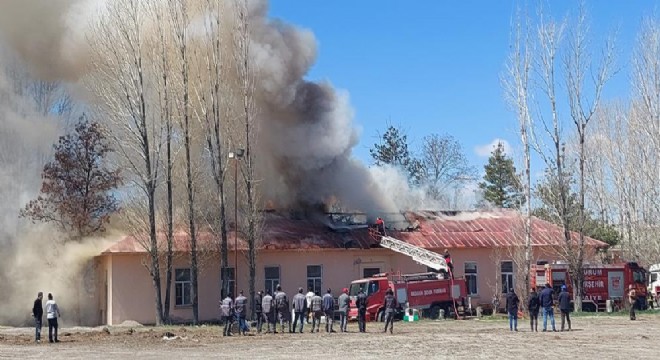 Erzurum Şeker Fabrikası'nda yangın